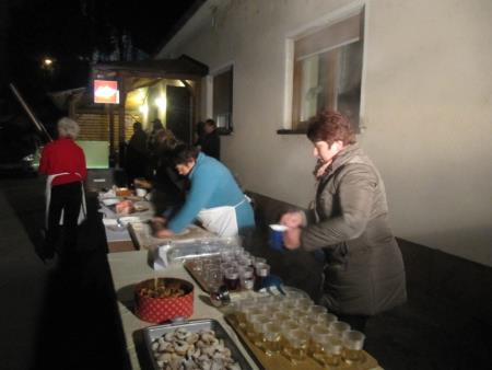 Postavitev prazničnega drevesa, prižig lučk in blagoslov 14